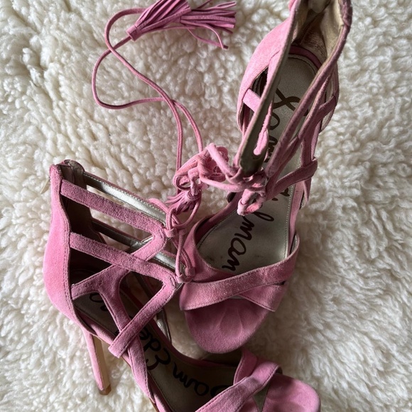 Pink Sam Edelman Heels with tassles - Picture 4 of 5